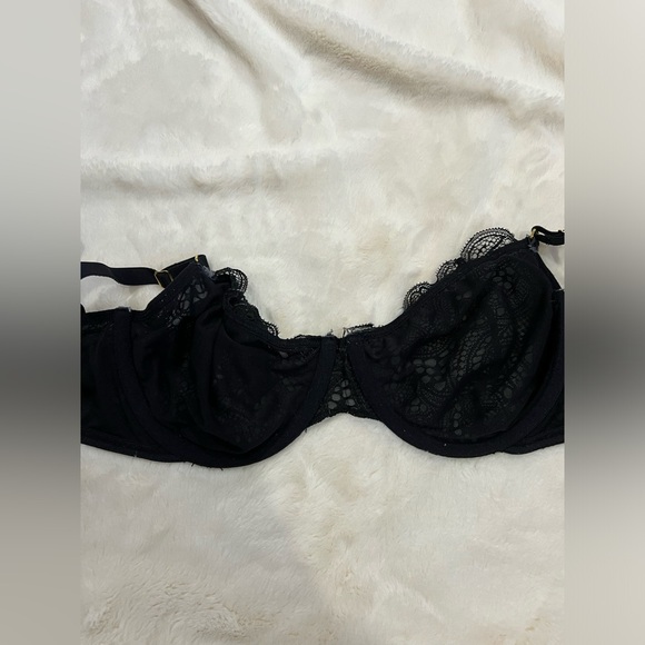 Wear Lively the Unlined Lace Bra - Picture 7 of 7